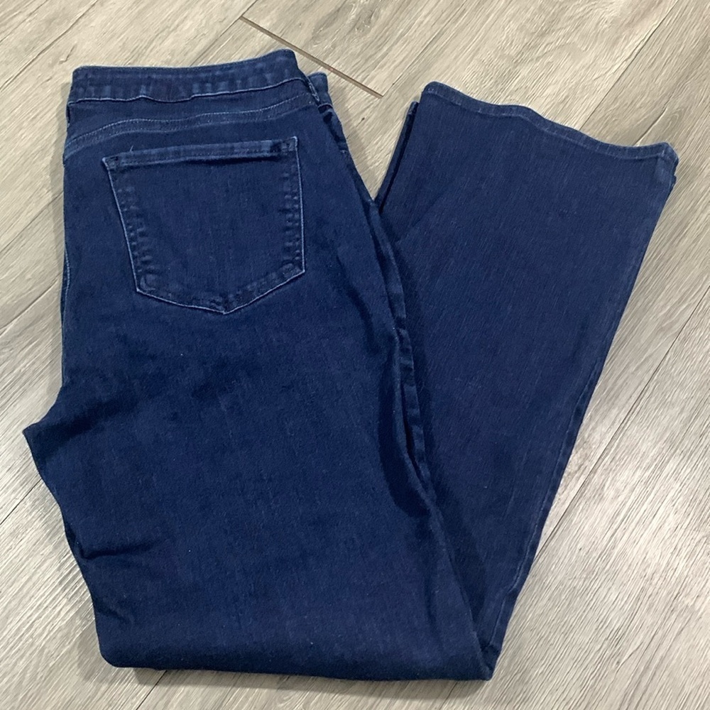 NYDJ “Barbara Bootcut” Lift Tuck Technology‎ Dark Wash Stretch Jeans size 12